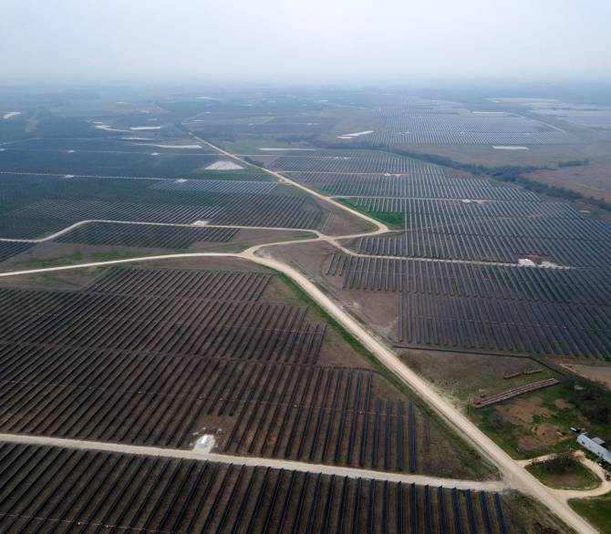 Texas solar farm; Getty Images 