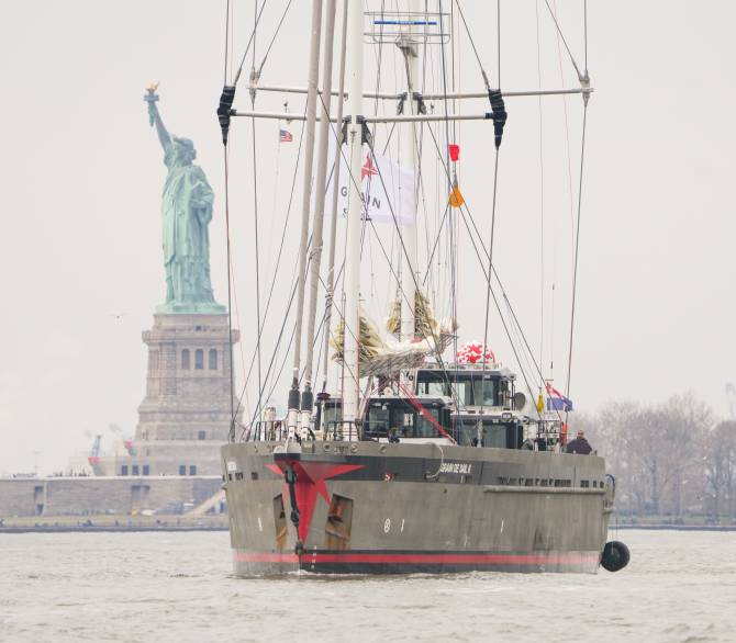 Before the advent of fossil fuels transformed global shipping, tall sailing ships quietly transported goods across the planet’s waterways. Courtesy of Grain de Sail